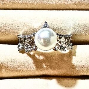 VINTAGE Pearl Ring Intricate Cut Silver Band and Small Crystal Stones Size 8